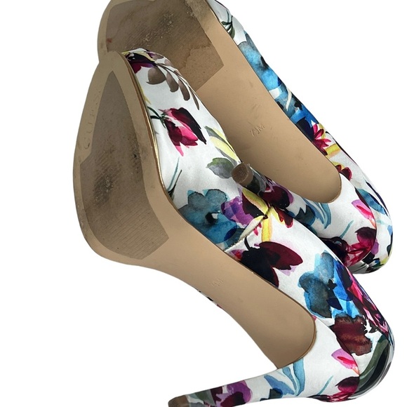 GUESS satin rose floral open toe high heeled shoes size 7.5 NEW - Picture 6 of 10